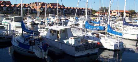 Hillarys boat harbour